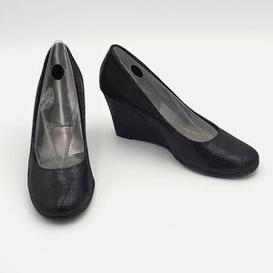 Black Wedge 3in Heels Womens9M Faux Velvet Comfort Business Casual A2 Aerosoles